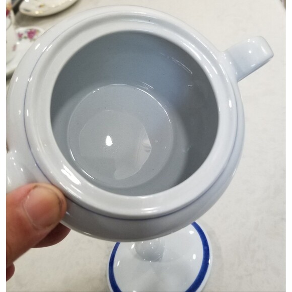 Arabia of Finland Blue Rose Sugar Bowl and Lid vintage - Picture 8 of 11